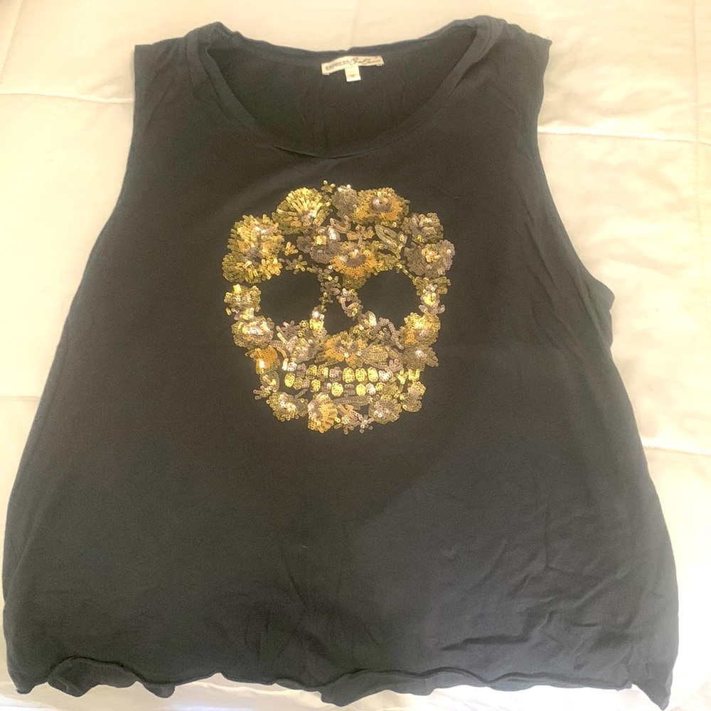 Express tank top with sequin skull